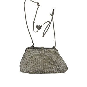 Whiting And Davis Silver Tone Mesh Evening Purse Rhinestone Clasp Chain Strap